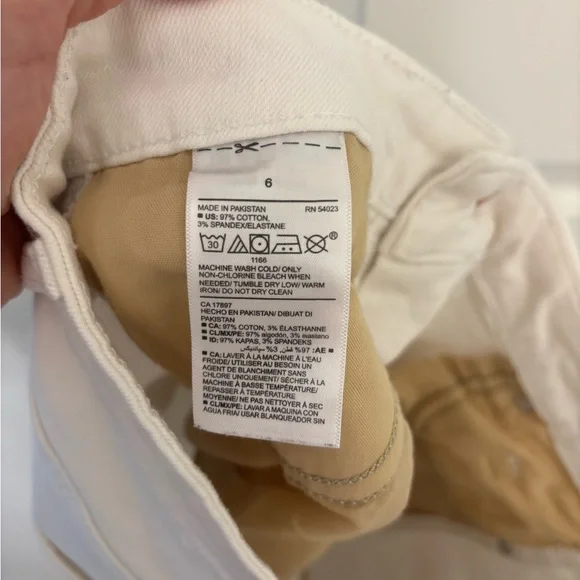 Old Navy White Denim Skirt - Picture 7 of 7